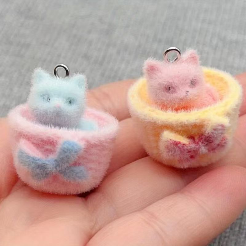 Resin Art Store - 4 stuks 3D pluche hars kattenhangers,