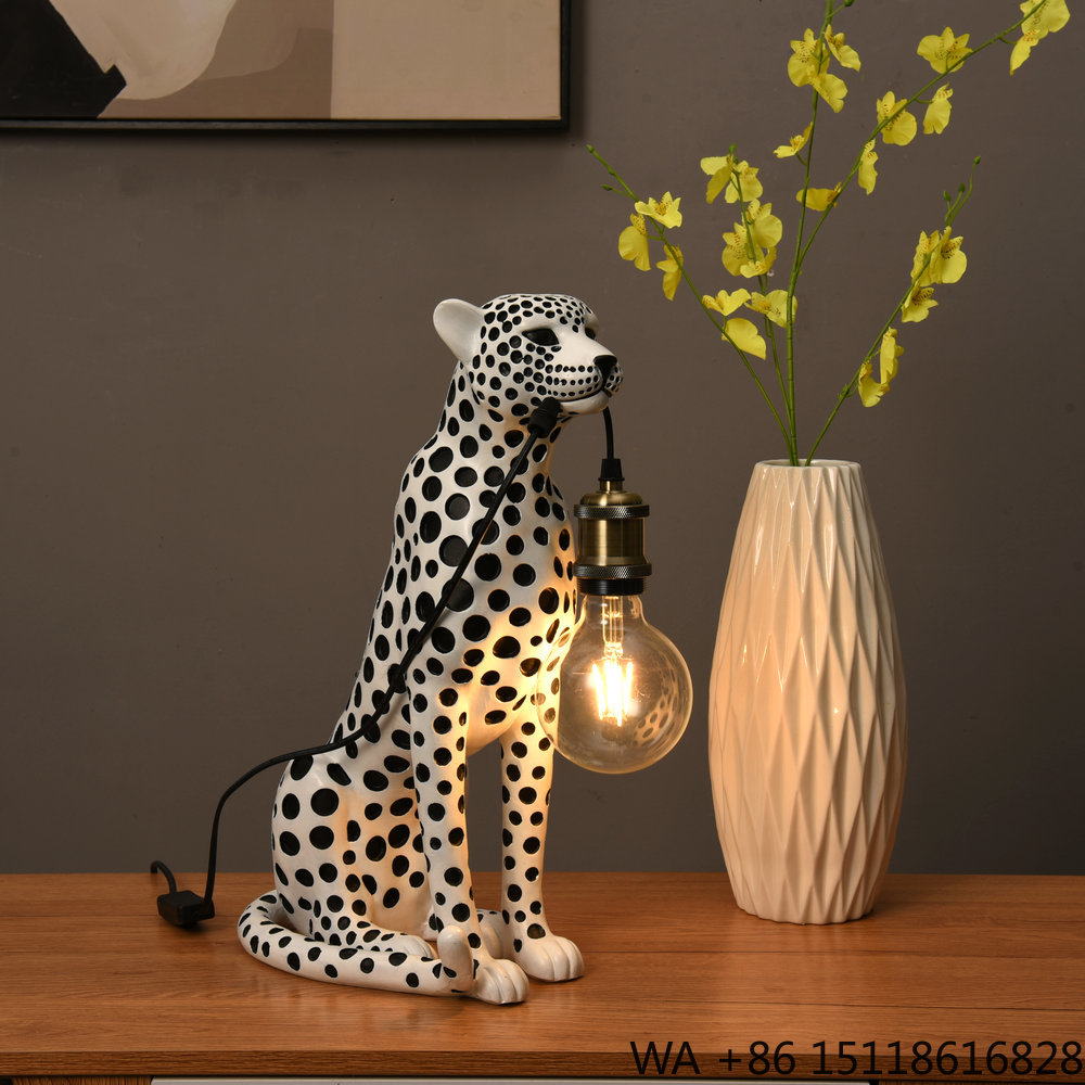 Moderne kunst dierenluipaard h - Resin Art Table recensie en prijs